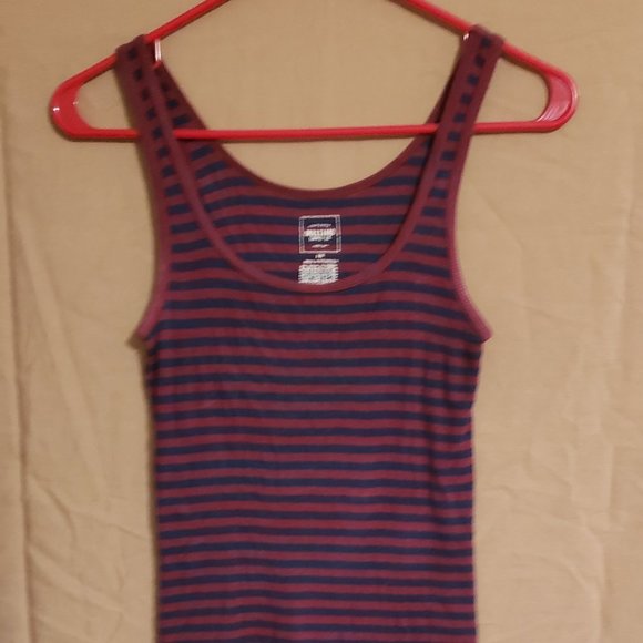 Mossimo Supply Co., Size Med, Red & Navy Tank Top - Picture 10 of 10